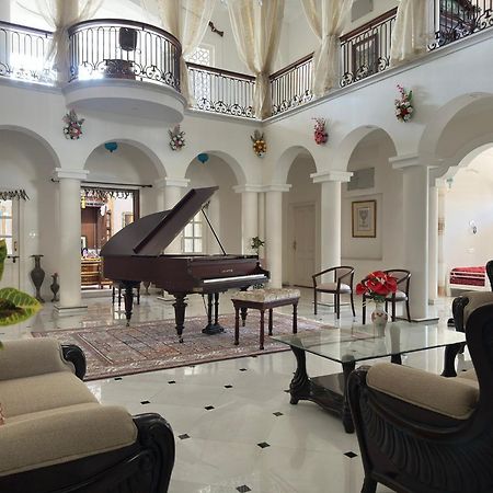Radhe Krishna Niwas Apartment อุเดเปอร์ ภายนอก รูปภาพ
