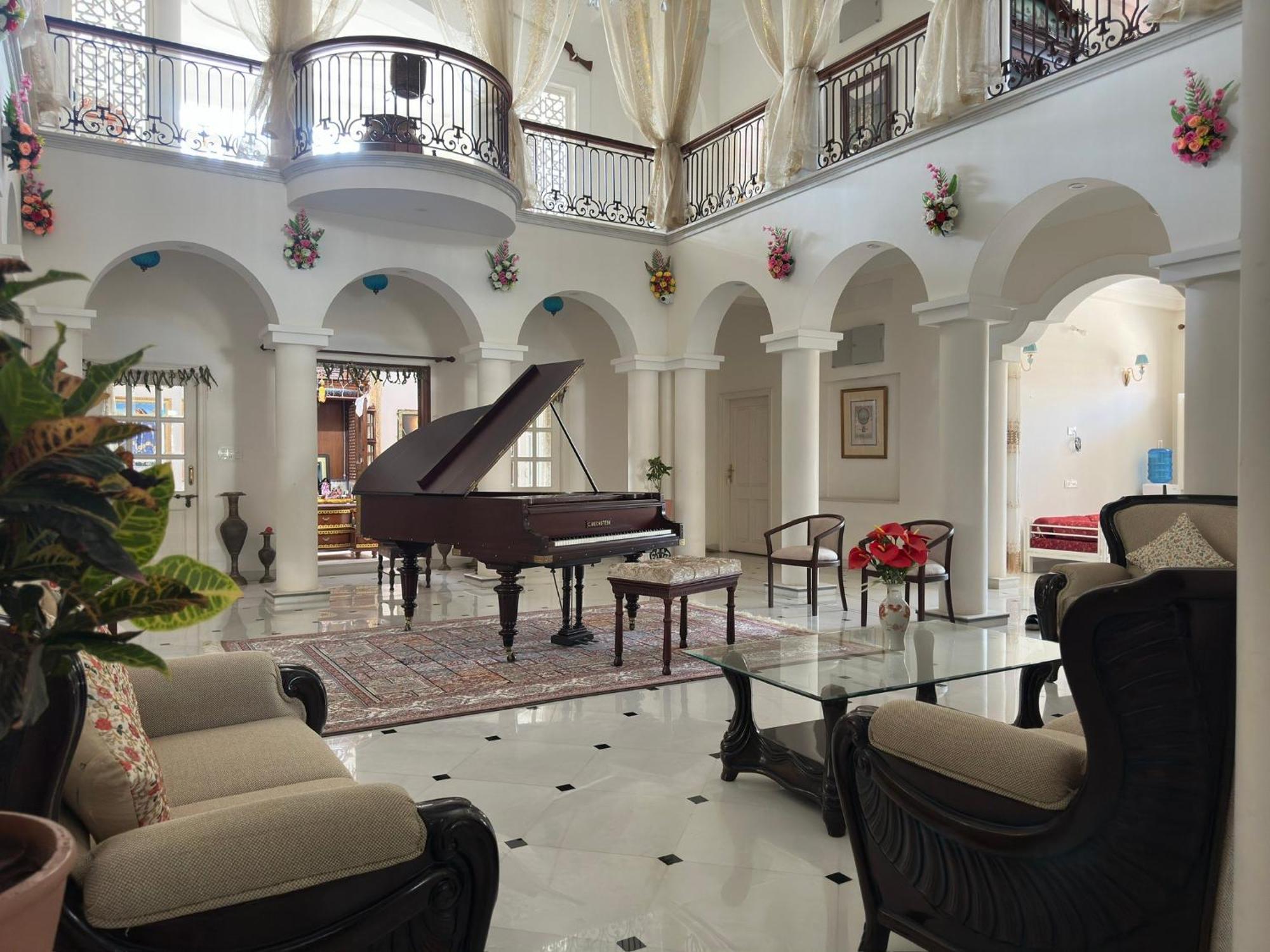 Radhe Krishna Niwas Apartment อุเดเปอร์ ภายนอก รูปภาพ
